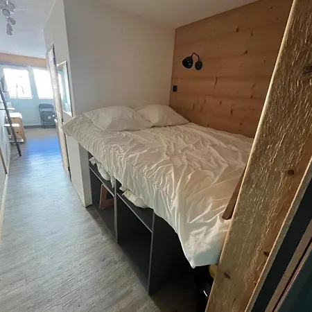 - Inout - 4 Beds Flat V-473 Апартаменты *