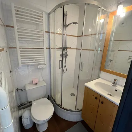 - Inout - 4 Beds Flat V-473 Апартаменты Валь-Торанс